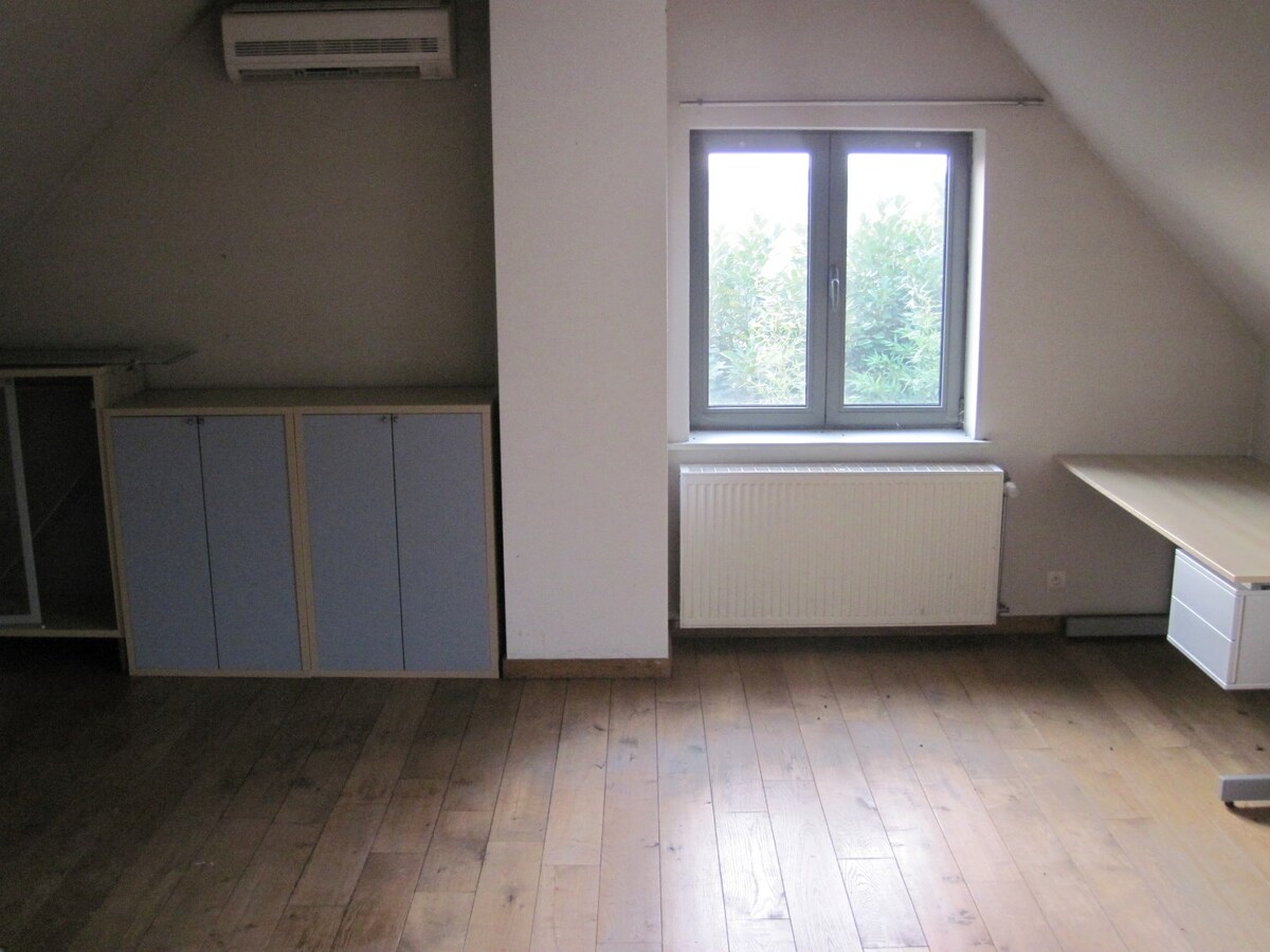 Ruim, landelijk wonen in t groene Melsen. 