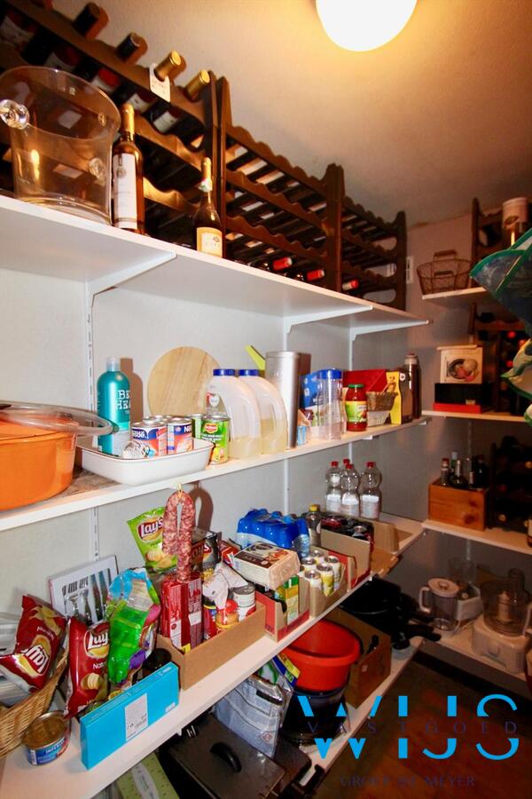 Volwaardig woonhuis met zongerichte tuin op absolute toplocatie in Ertvelde! 