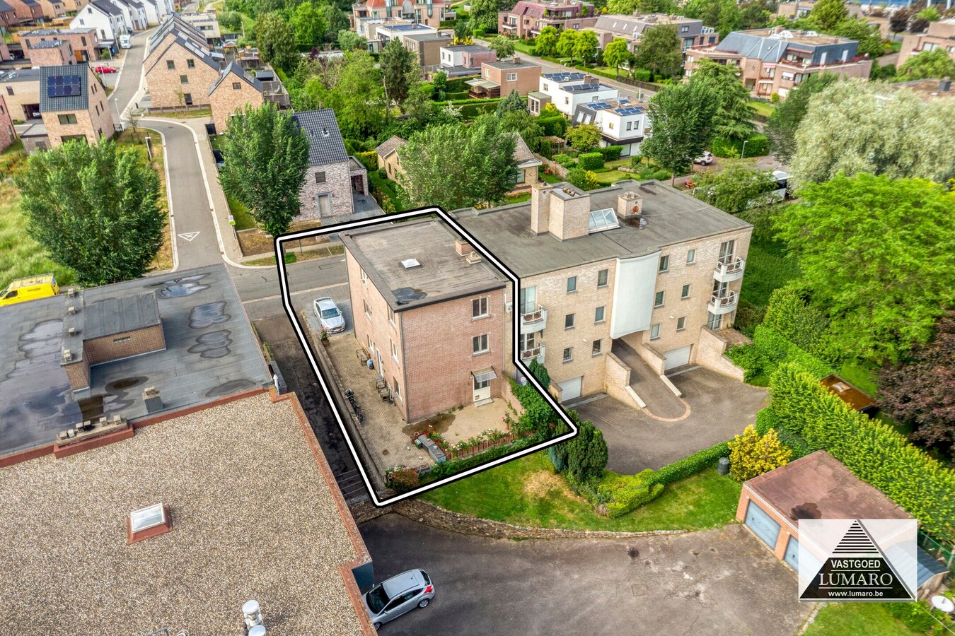 Interessante investering! Gebouw met 3 appartementen 