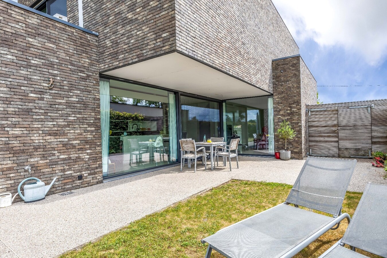 Prachtige, energiezuinige woning met 3 slaapkamers op rustige locatie te Zoersel 