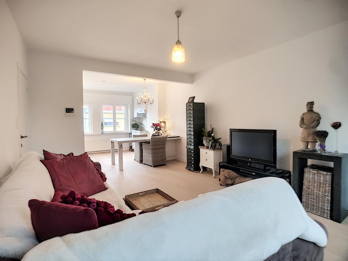 Kwalitatieve duplex op centrale ligging - Heist 