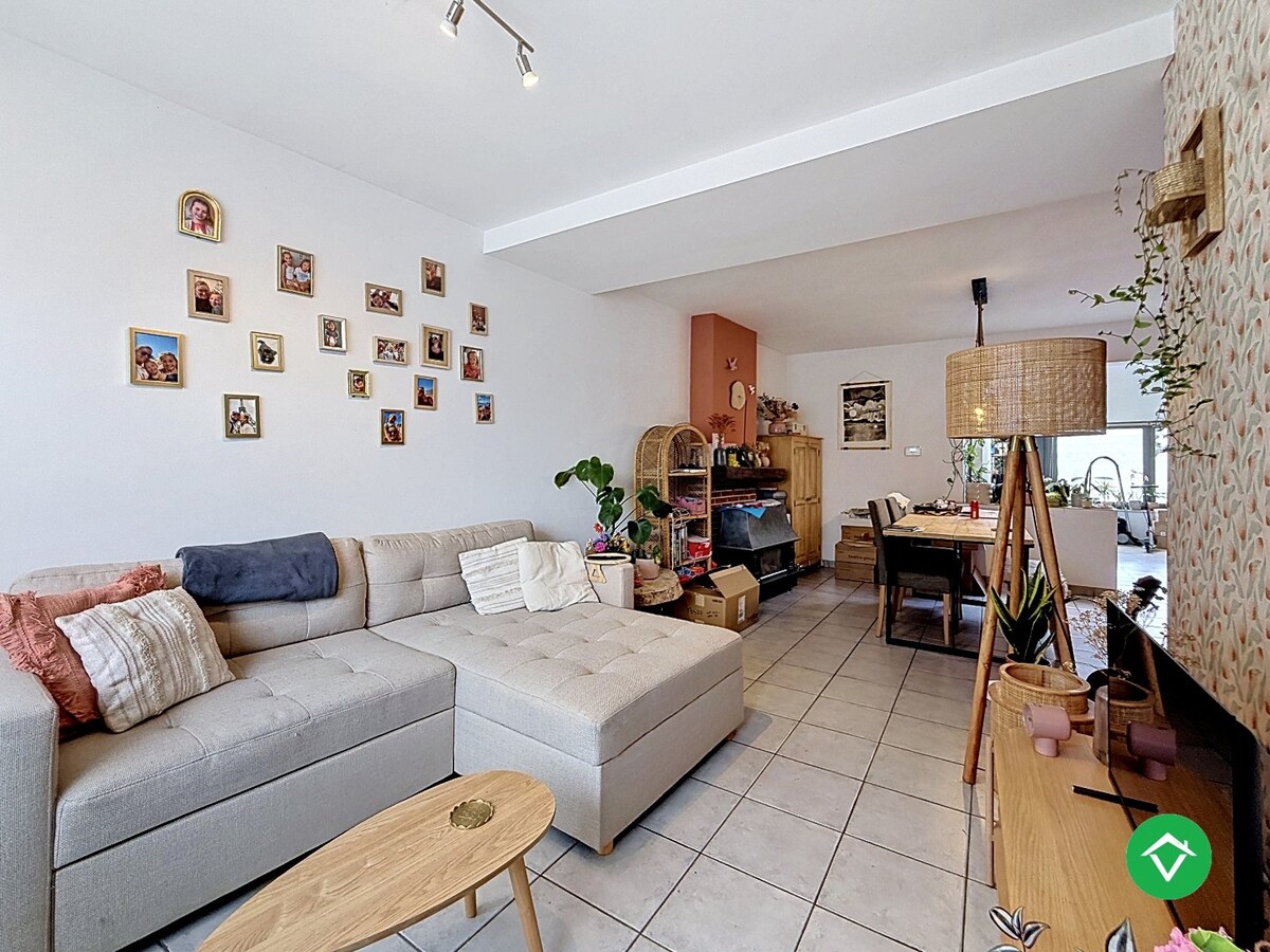 Woning met twee slaapkamers en tuin te Eernegem 