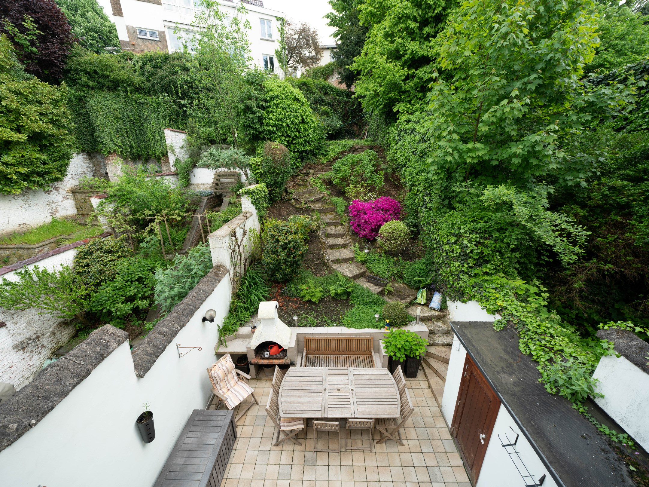 Prachtige herenwoning met 4 kamers, tuin en garage 