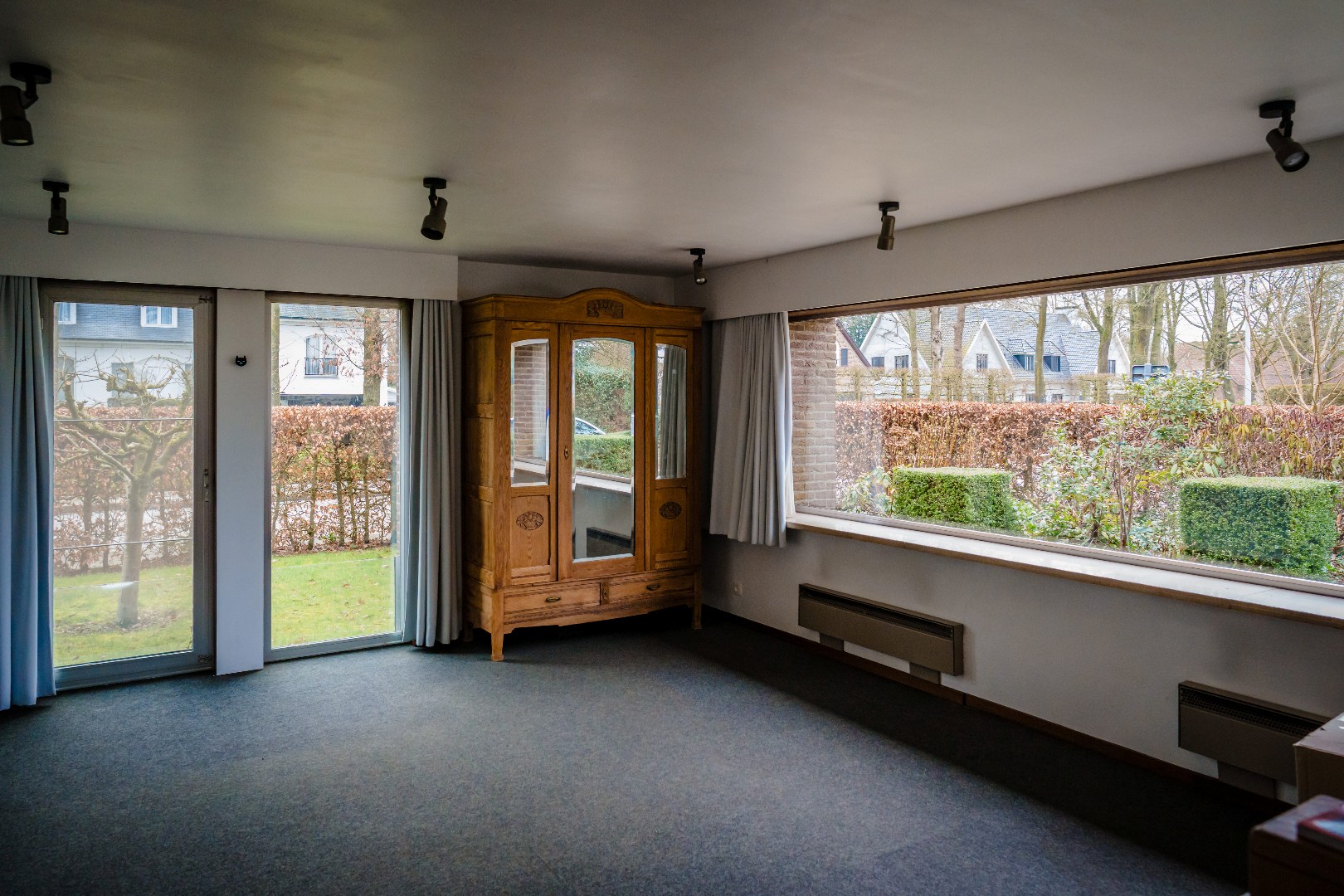 Unieke woning met 5 slaapkamers residentieel gelegen te Eeklo 