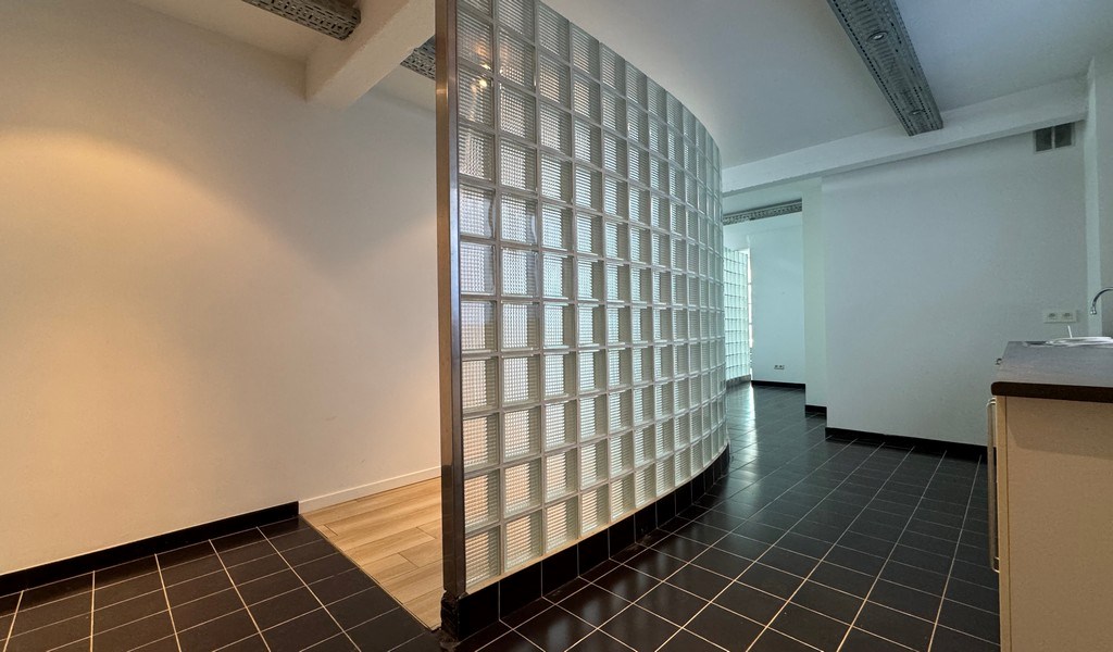 Vernieuwde kantoren te huur vlakbij Eilandje in Antwerpen