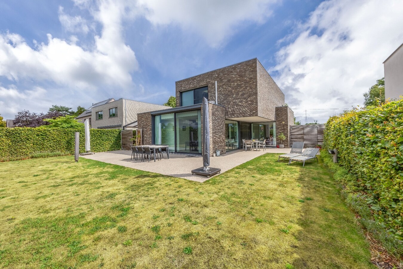 Prachtige, energiezuinige woning met 3 slaapkamers op rustige locatie te Zoersel 