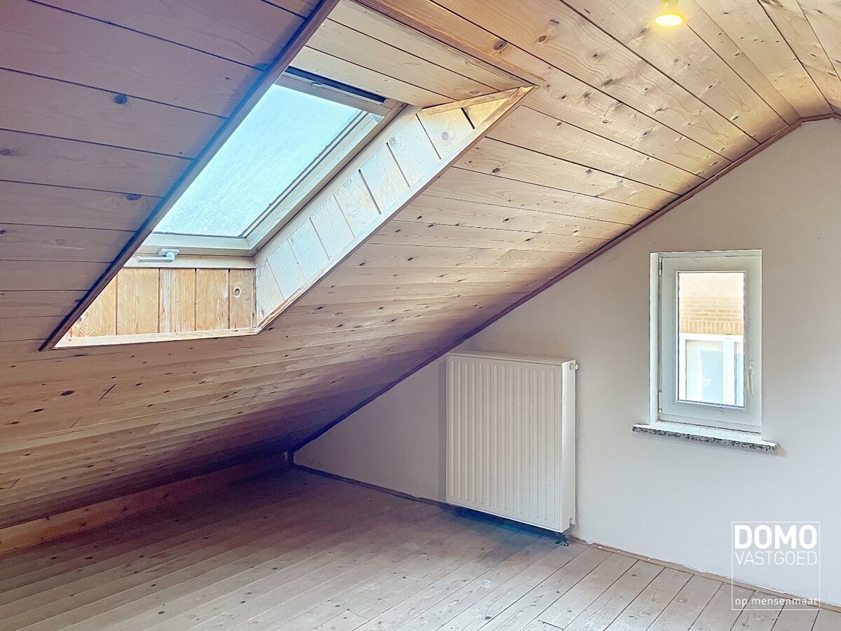 DUPLEXAPPARTEMENT MET TERRAS TE STOKROOIE 