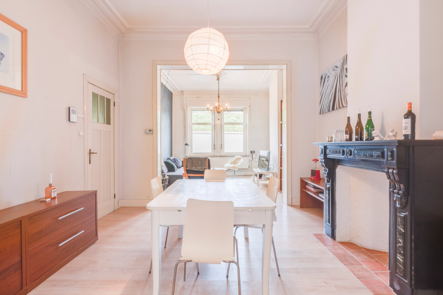 Prachtige ruime burgerwoning met 4 slaapkamers en mogelijkheid tot woon-werkcombinatie! 