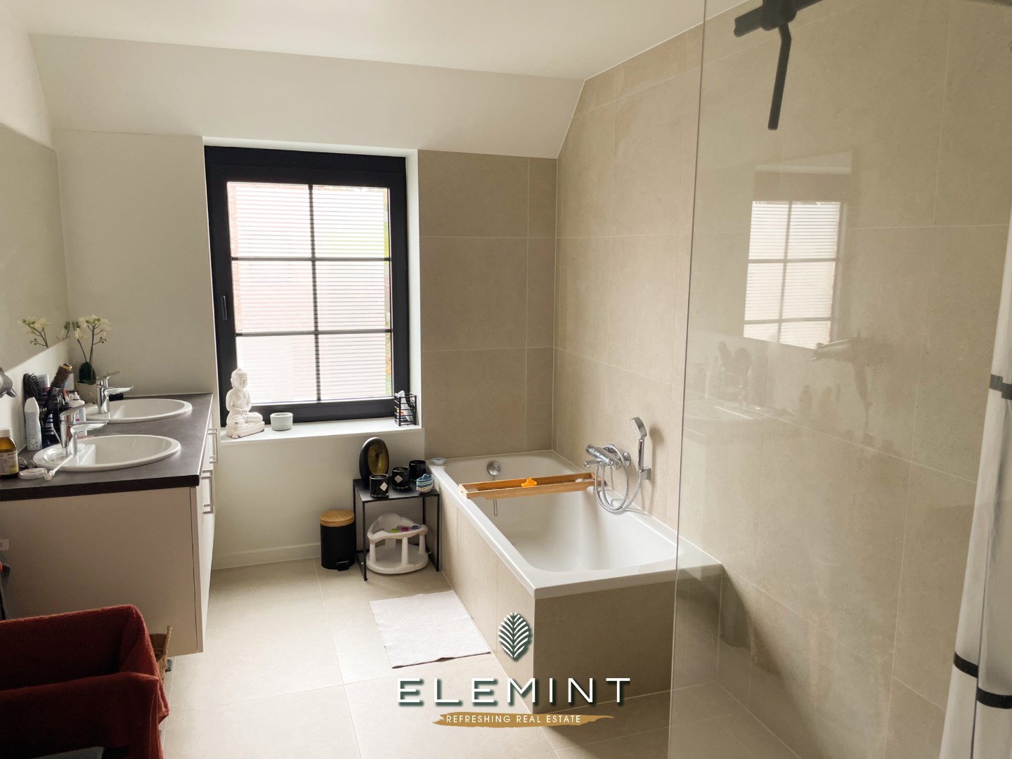 Halfopen BEN woning, rustig gelegen in het mooie Nederbrakel 