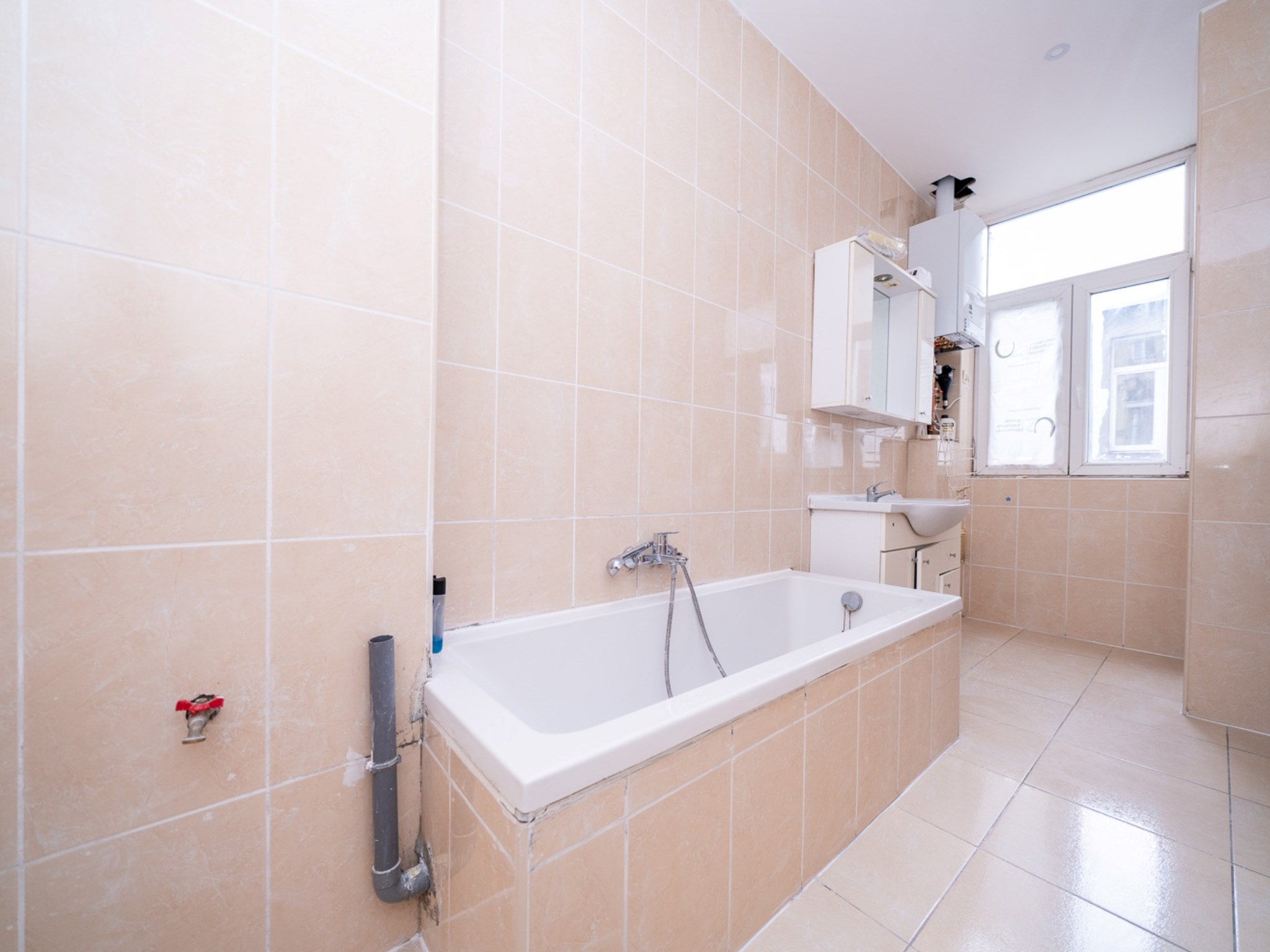 Ruim appartement met 2 slaapkamers en balkon 