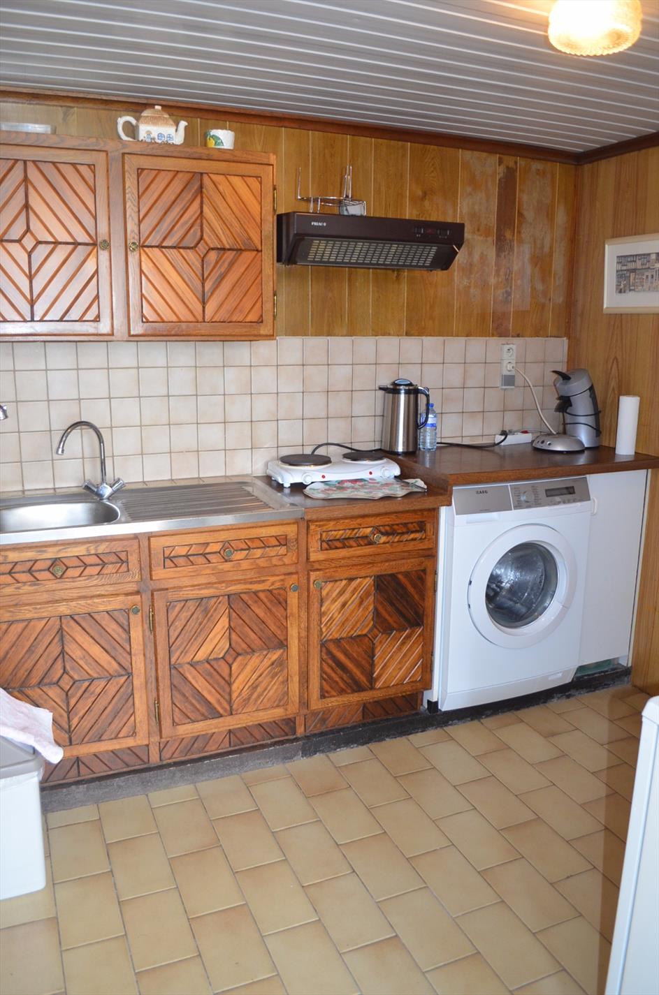 Open bebouwing op 825 m² met 3 slpk te Adegem 