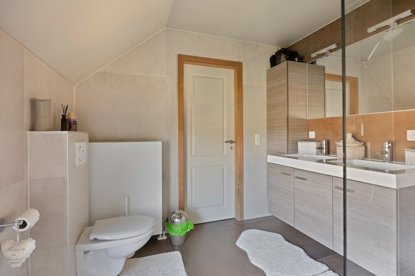Exclusieve VILLA met zwembad en poolhouse te Piétrain - PEB energielabel B 