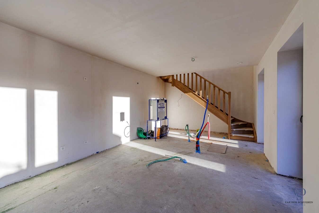 Gerenoveerde (stapel)woning met 3 slaapkamers 