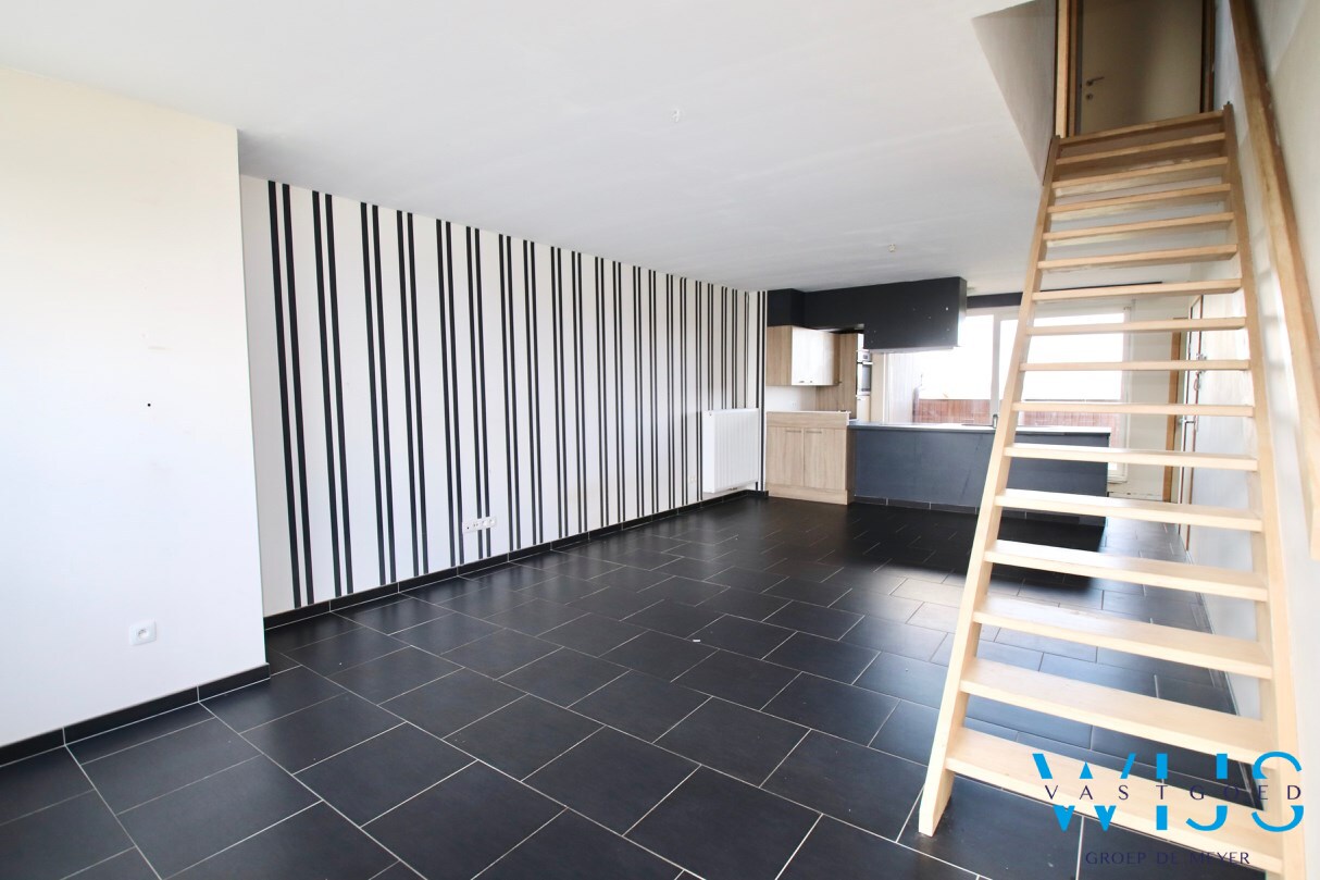 Tweeslaapkamer appartement met terras &amp; garage te BASSEVELDE! 