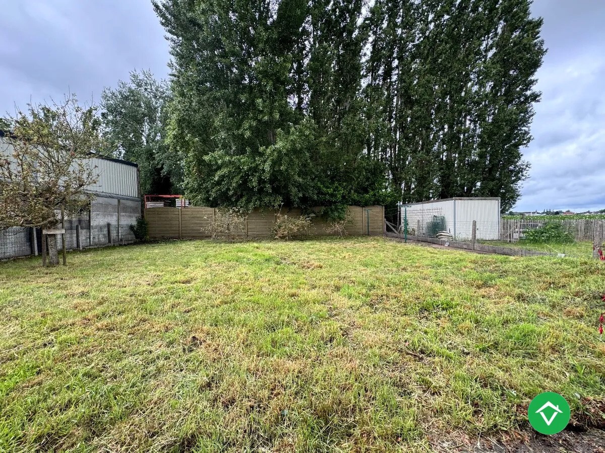 Alleenstaande woning met 3 slaapkamers en garage te Kortemark 