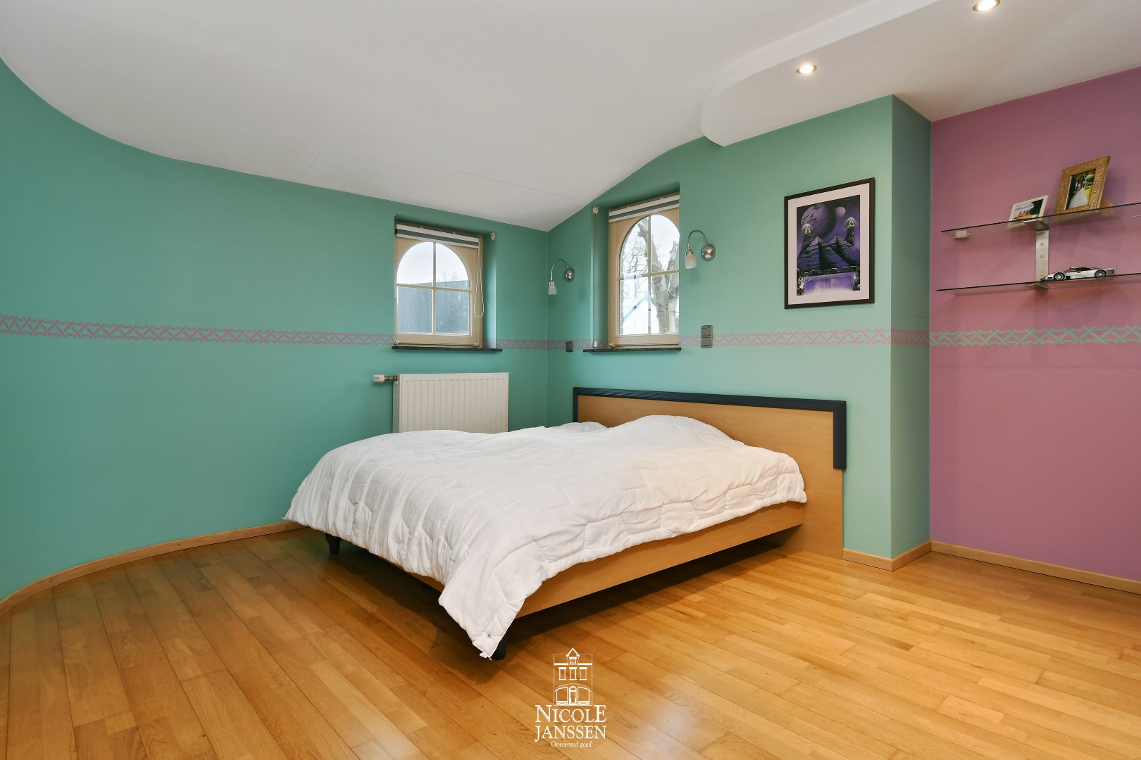 Drie ruime slaapkamers 