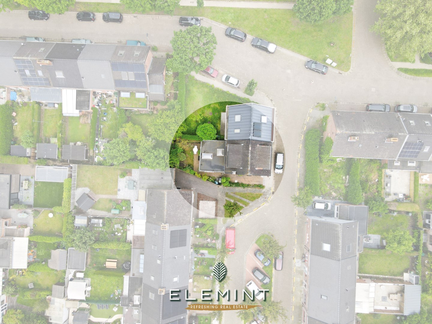 Halfopen woning in leuke groene wijk te Sint-Amandsberg 