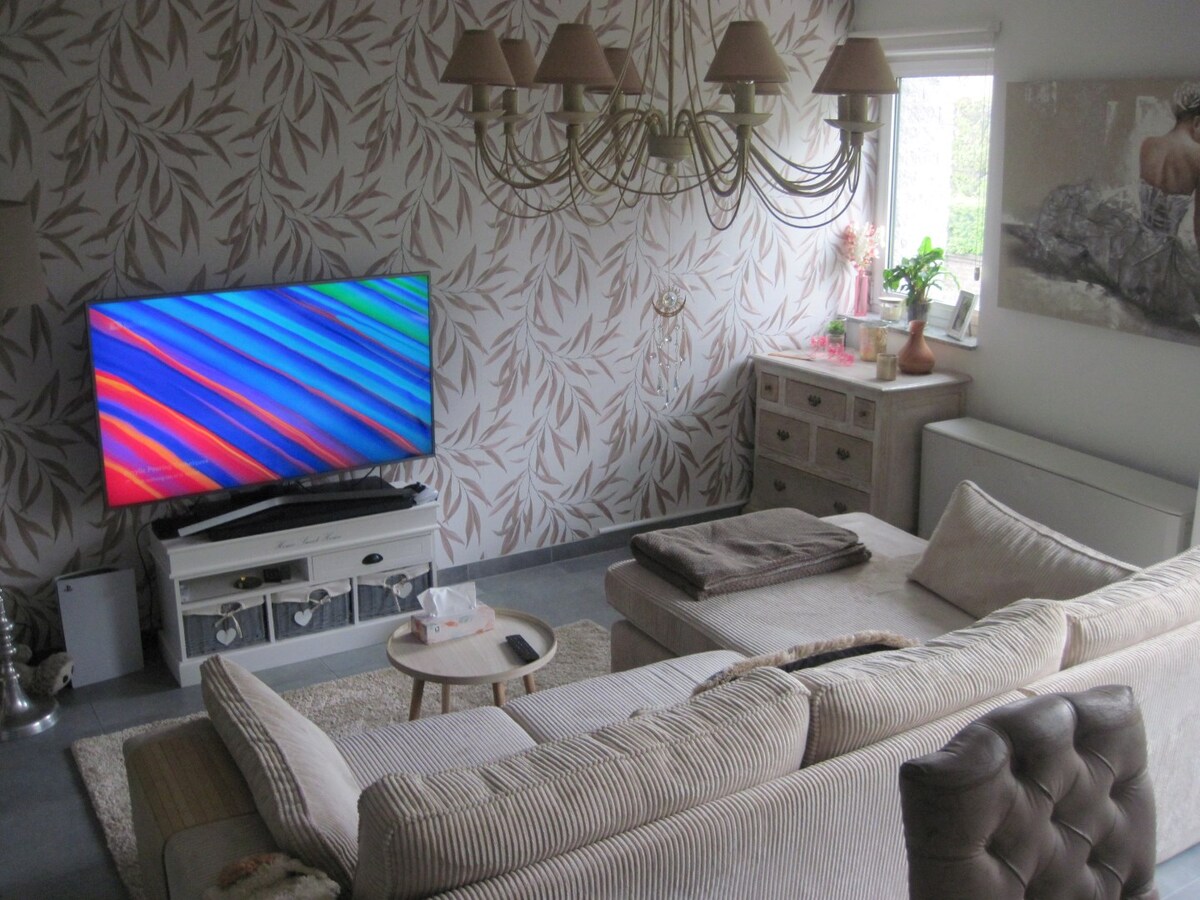 Eigentijds 1 slpk-appartement in centrum Gavere ! 