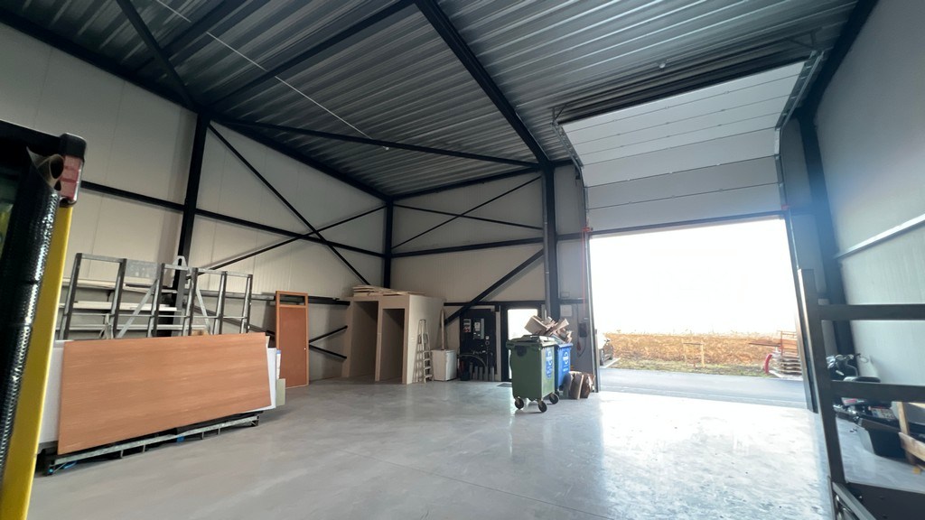 Nieuwbouw magazijn te koop in Haaltert