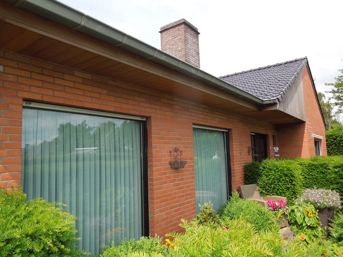 Alleenstaande woning met grote tuin 