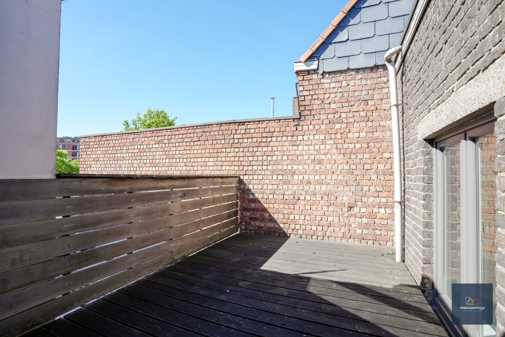 Karaktervolle eigendom met handelsruimte en renovatiepotentieel 