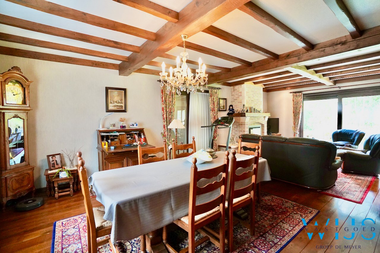 Tijdloze woning op 4.299 m² te Ertvelde 