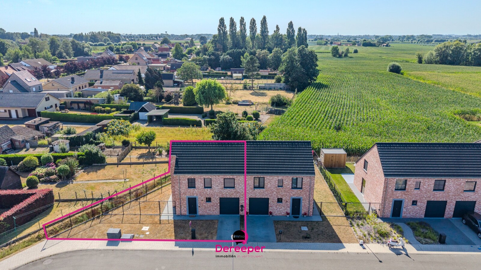 Half-open instapklare woning met 3 slaapkamers te Jabbeke 