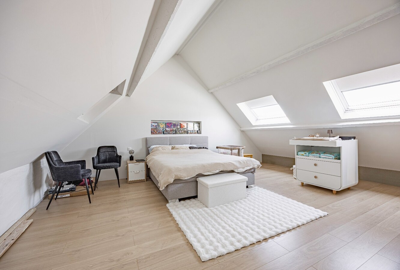 Ruim en energiezuinig appartement met 3 slaapkamers, ruim terras en privatief tuingebruik 