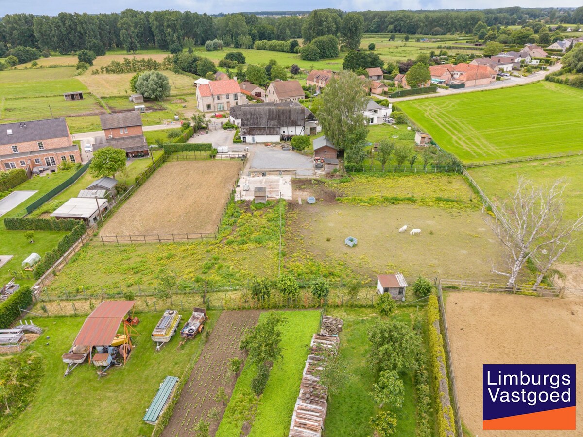 Authentieke hoeve op een perceel van ong. 47a te Sint-Lambrechts-Herk 