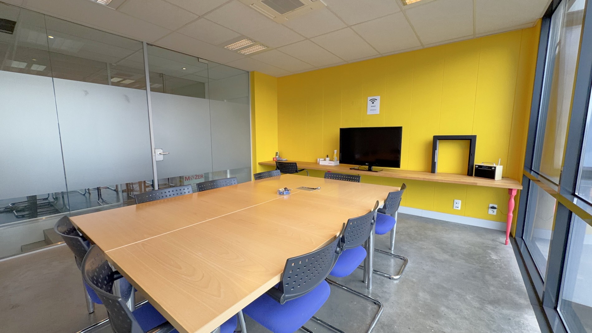 Kantoor te huur op toplocatie aan klaverblad E40xE17 in Gent