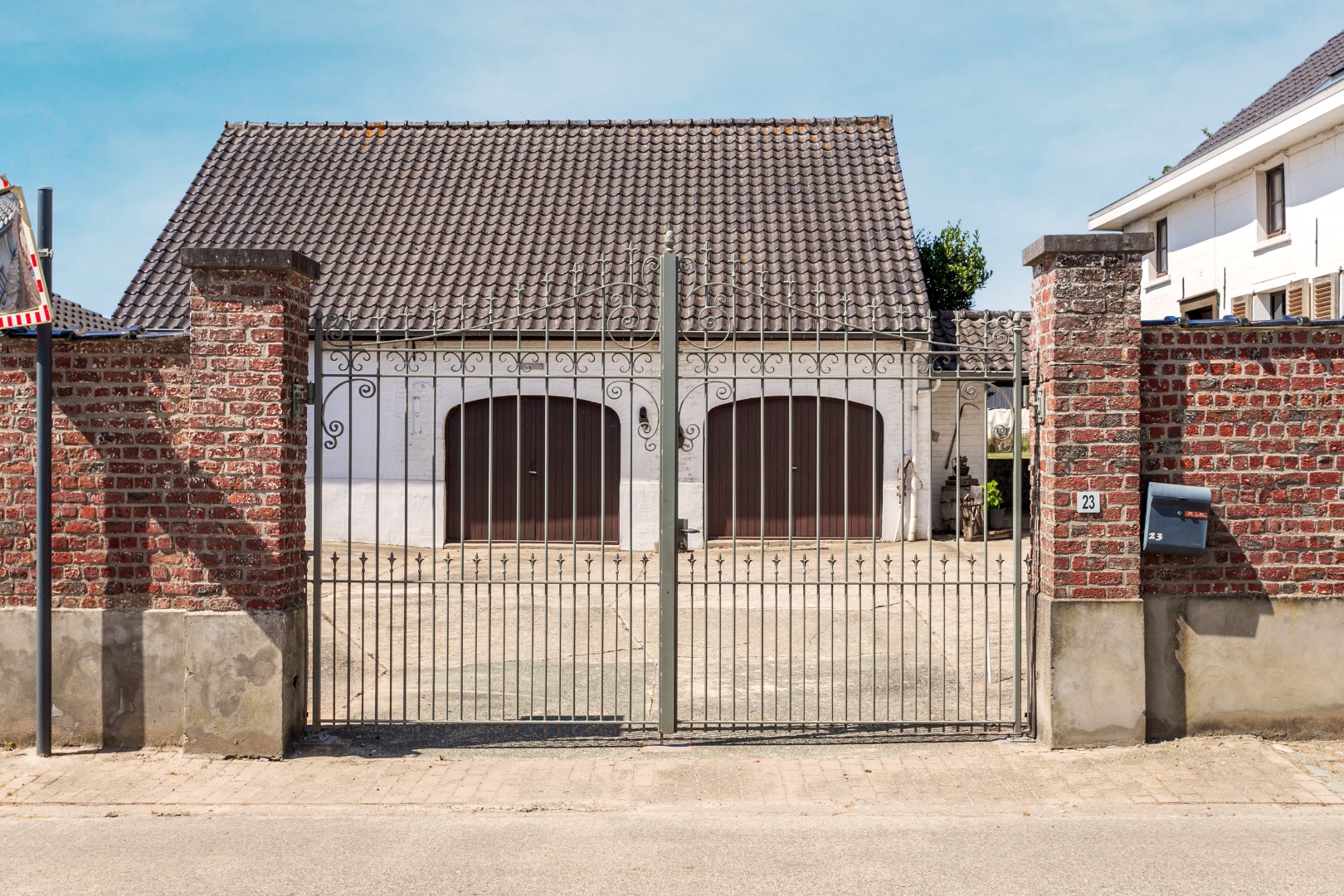 Charmante woning met karaktervolle binnenkoer te Beert 