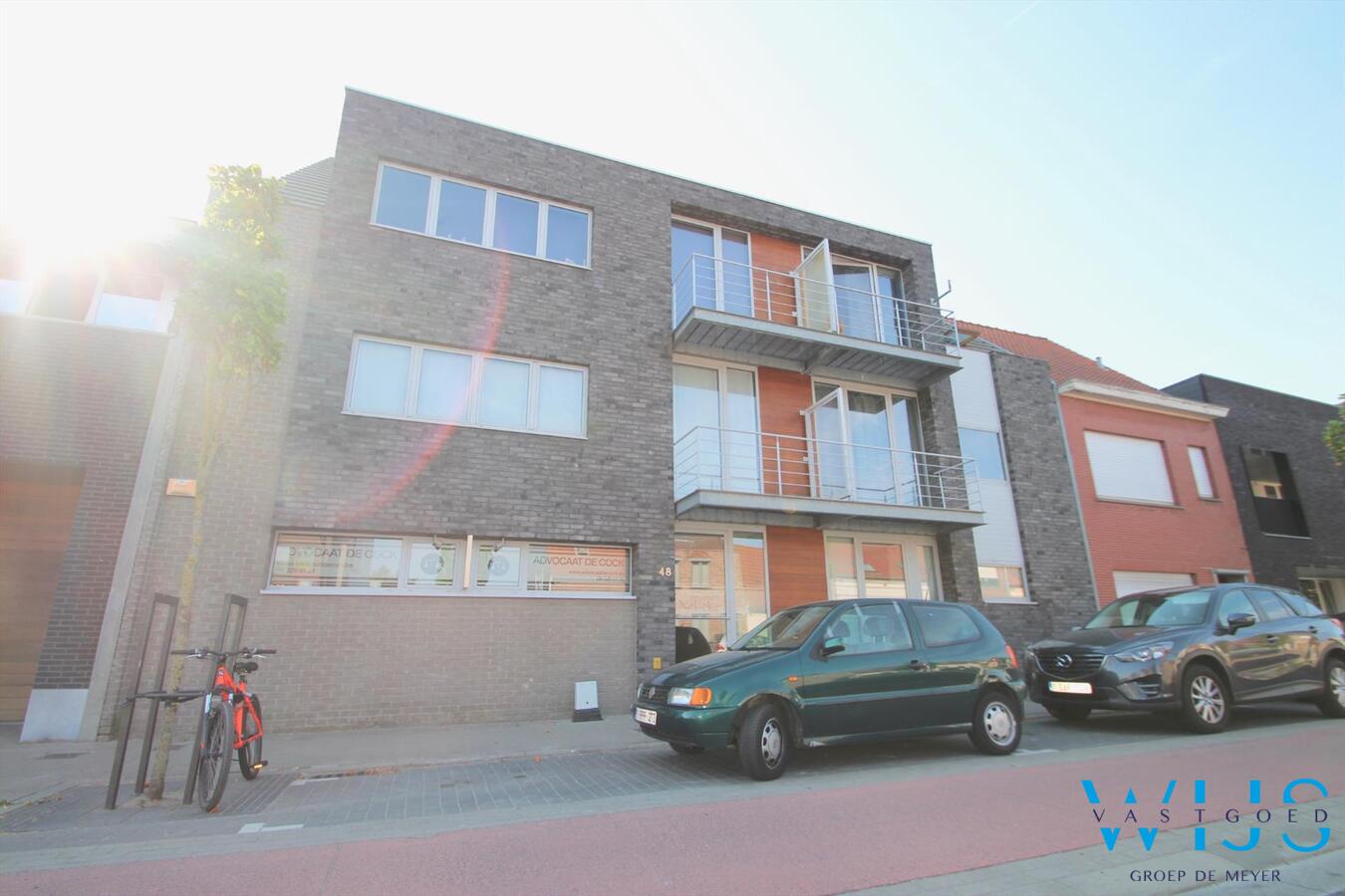 Tof 2 slaapkamerappartement met 2 terrassen te Eeklo! 