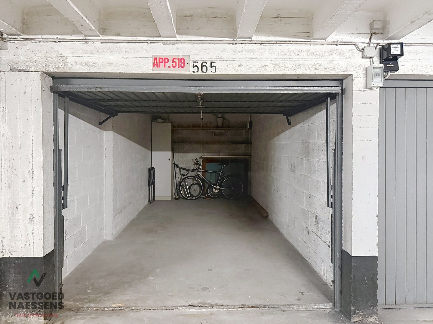 Box de garage a louer À Oostende