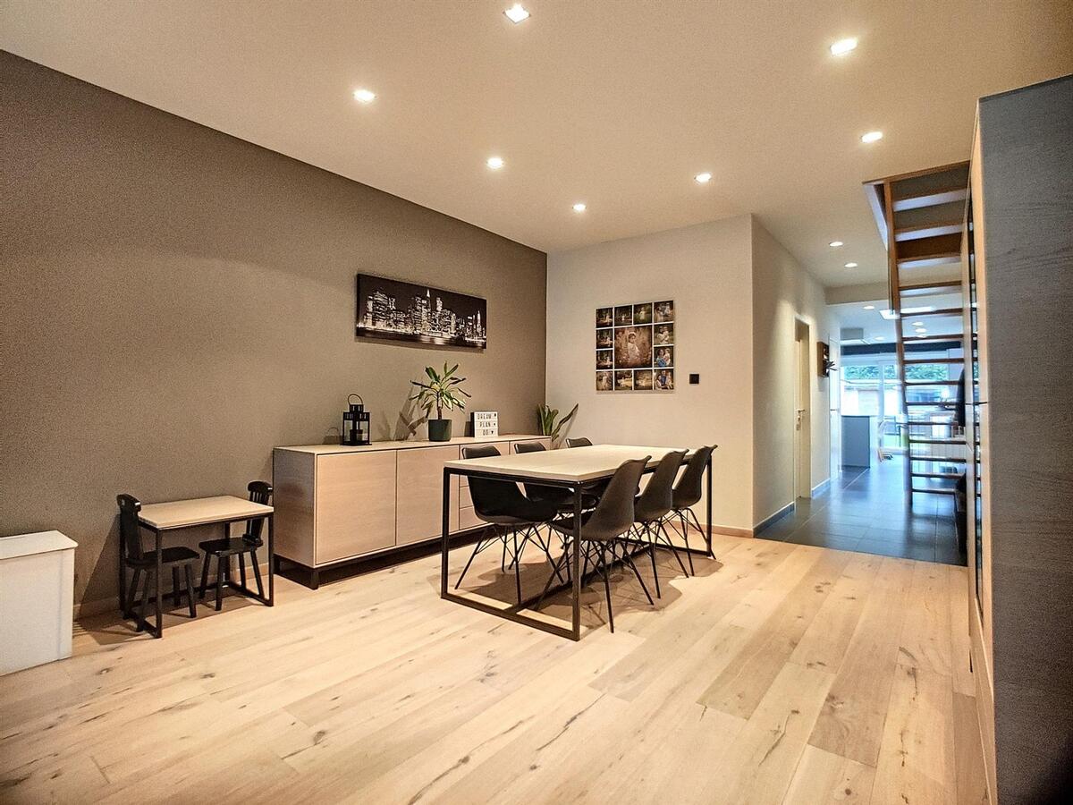 Knap gerenoveerde woning met tuin - Heist 