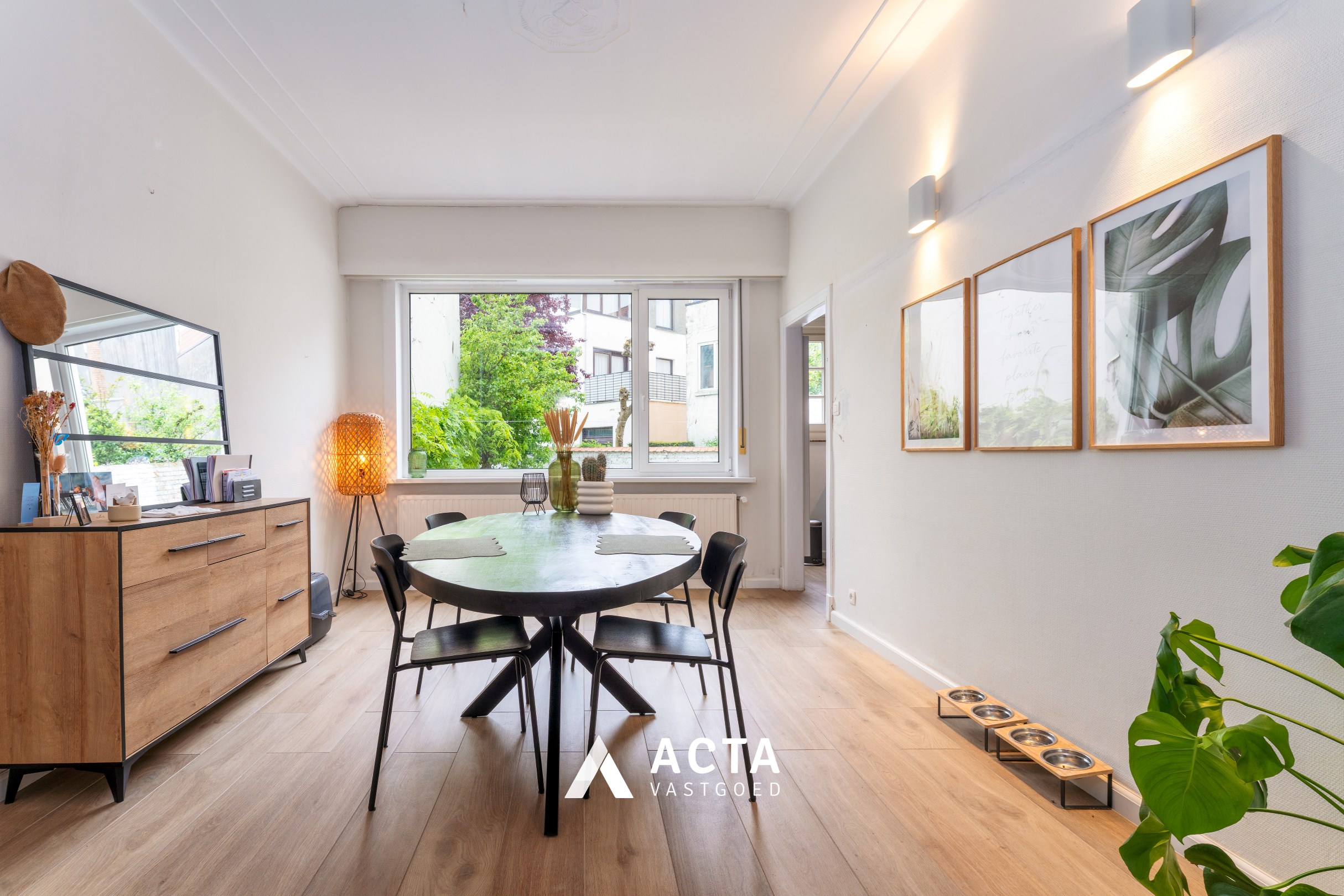 Instapklare stadswoning met drie slaapkamers en tuin 