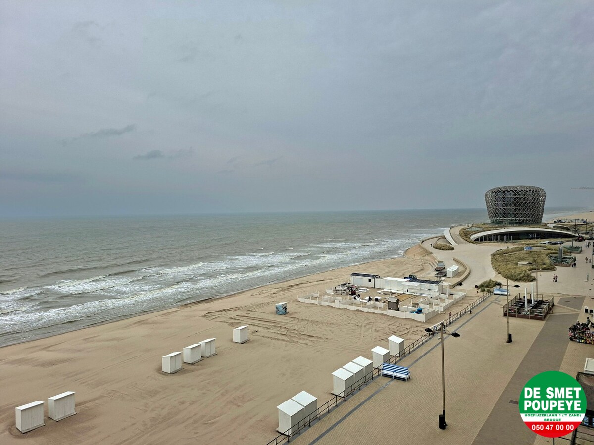 Prachtig gerenoveerd appartement op de zeedijk 