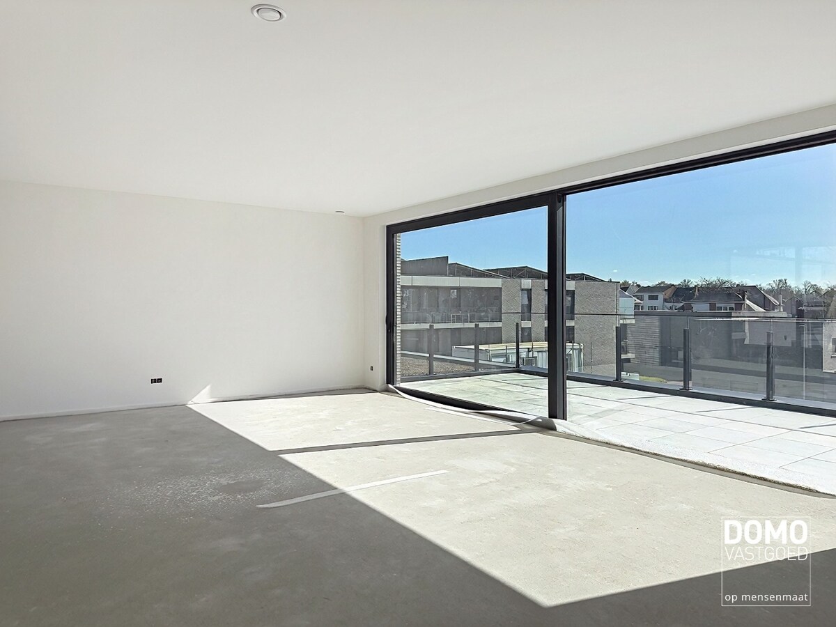 KNAP ARCHITECTURAAL WOONPROJECT IN HET CENTRUM VAN KERMT 