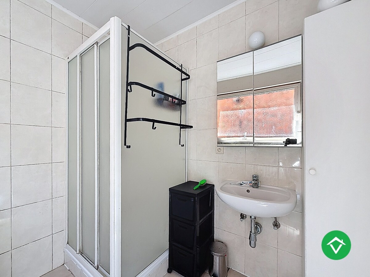 Gelijkvloers appartement met 2 slaapkamers en garage te Ichtegem 