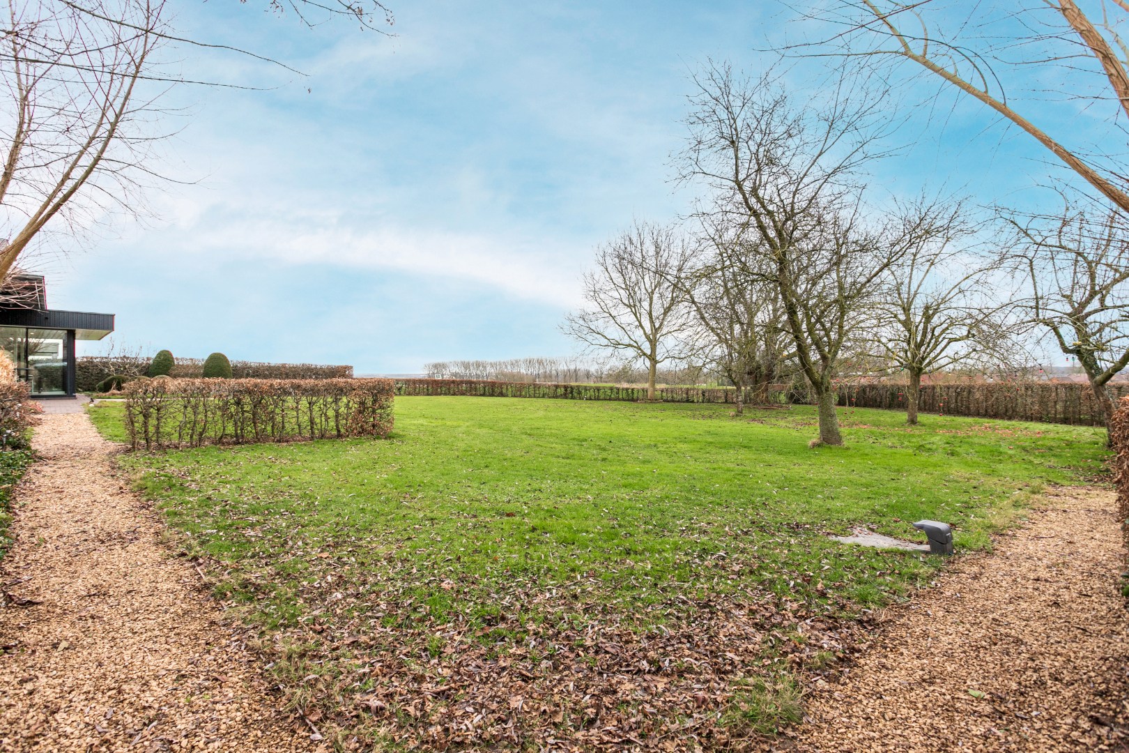 Instapklare villa te Heikruis, 4 slpks, bureau, dubbele garage en ruime tuin 