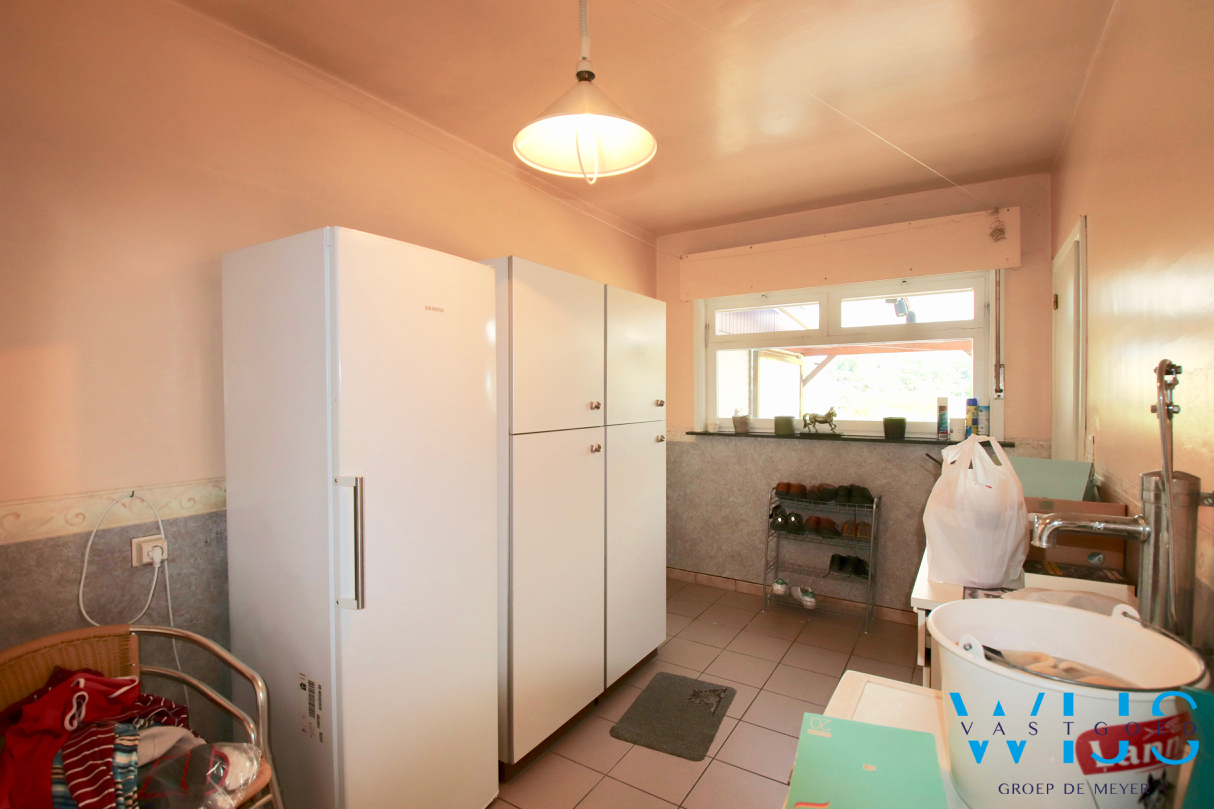 Stevig woonhuis op een prachtig perceel te Ertvelde/Oosteeklo 