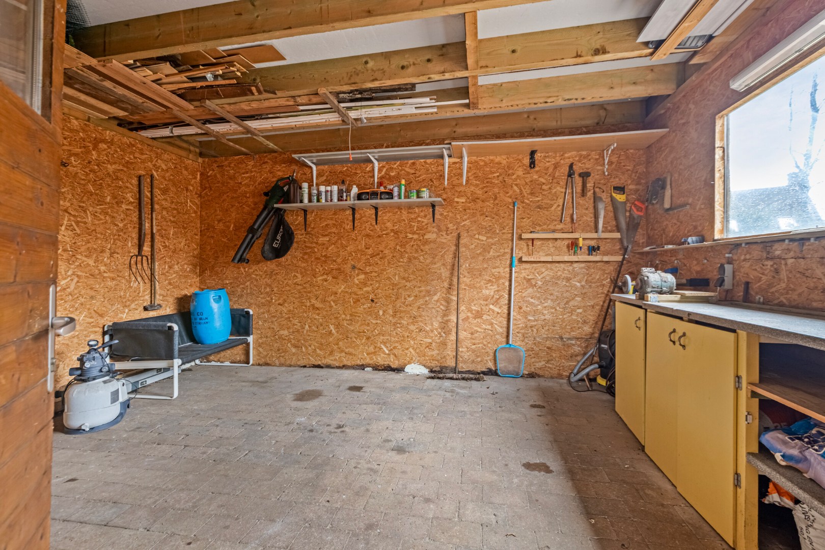 Instapklare gezinswoning met 3 slpk. in doodlopende straat te Kleine-Brogel 