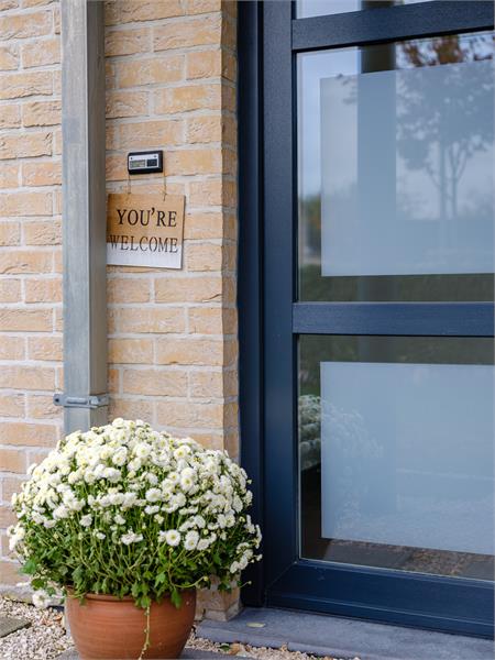 Prachtige, instapklare, halfopen bebouwing in rustige, residentiële wijk in Sleidinge. 