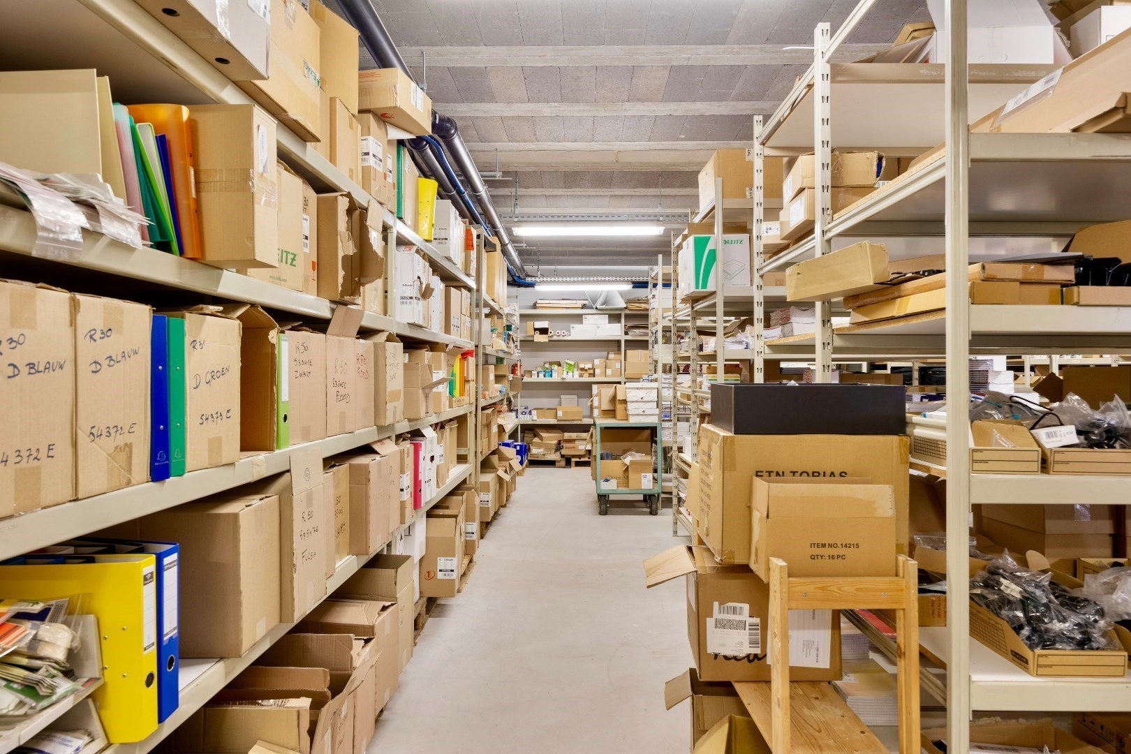 Handelspand centrum Halle met parking 