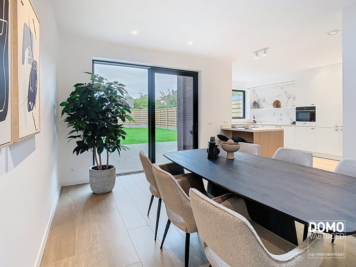 Ruim wonen in Kermt in een volledig gerenoveerde gezinswoning 