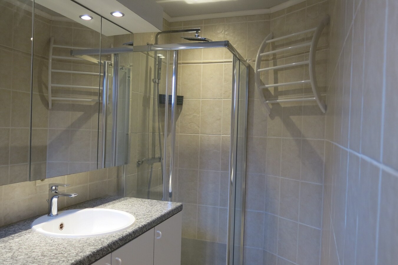 Te koop: ruime woning met veel potentieel in Houthulst 🏡 