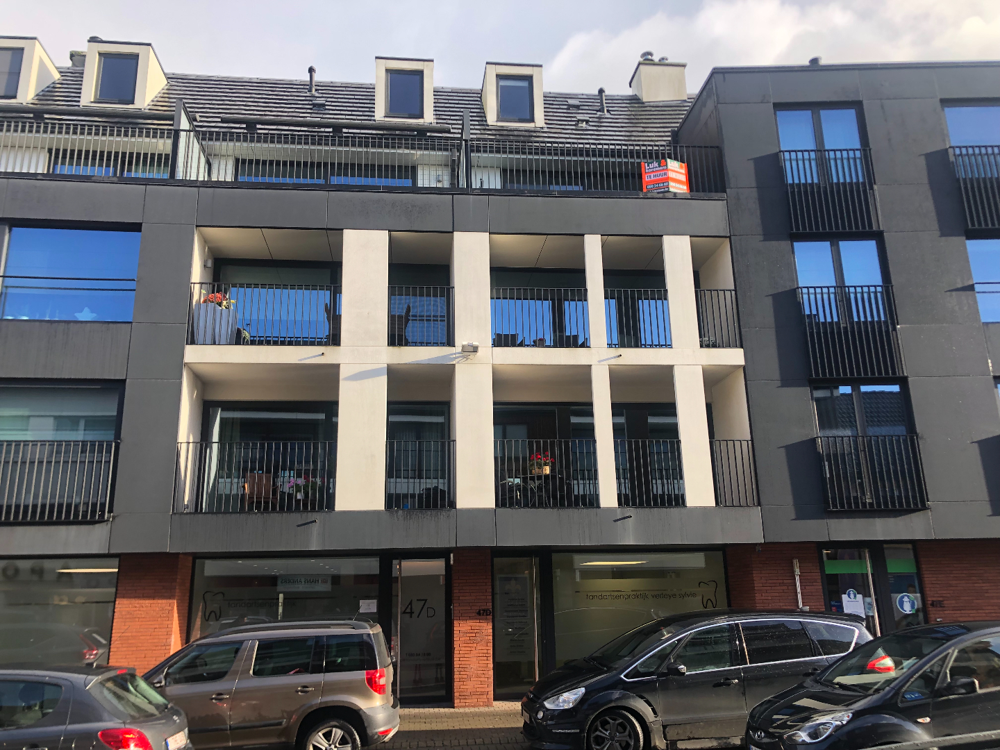 Ruim duplex appartement met 3 slpks en garage 