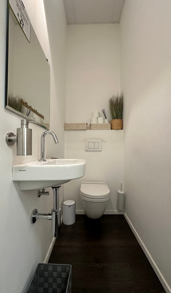 Instapklare kantoor/praktijkruimte te huur aan Coupure in Gent