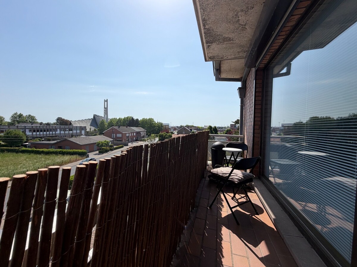 Lichtrijk instapklaar appartement EPC B  te Kuurne met 3 slaapkamers en autostaanplaats! 