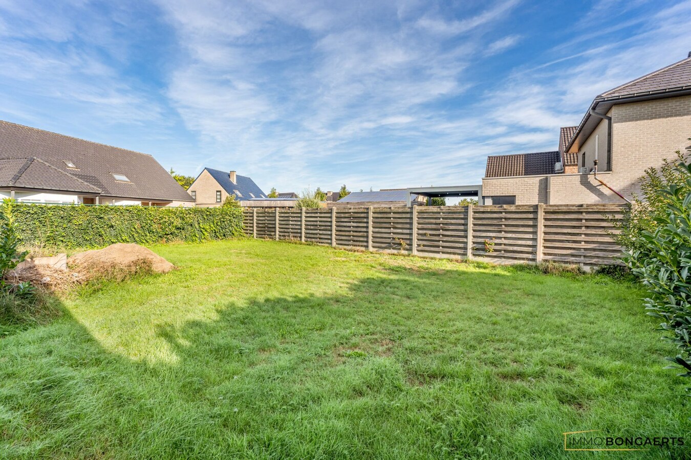 Vrijstaande woning met 3 slaapkamers 