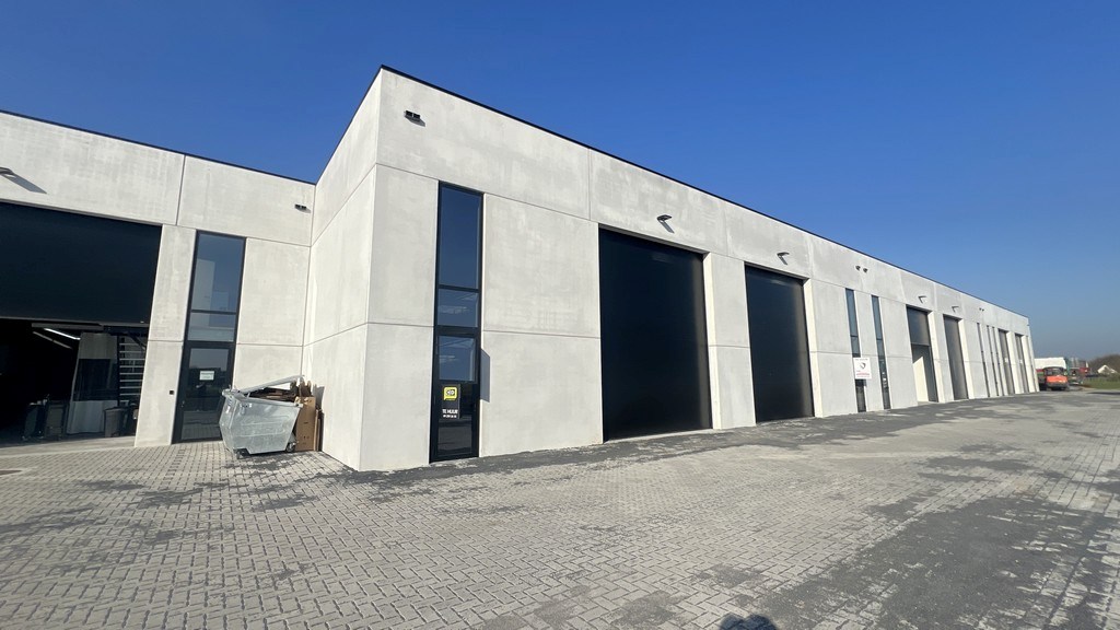 Nieuwbouw opslagruimte te huur in Deinze